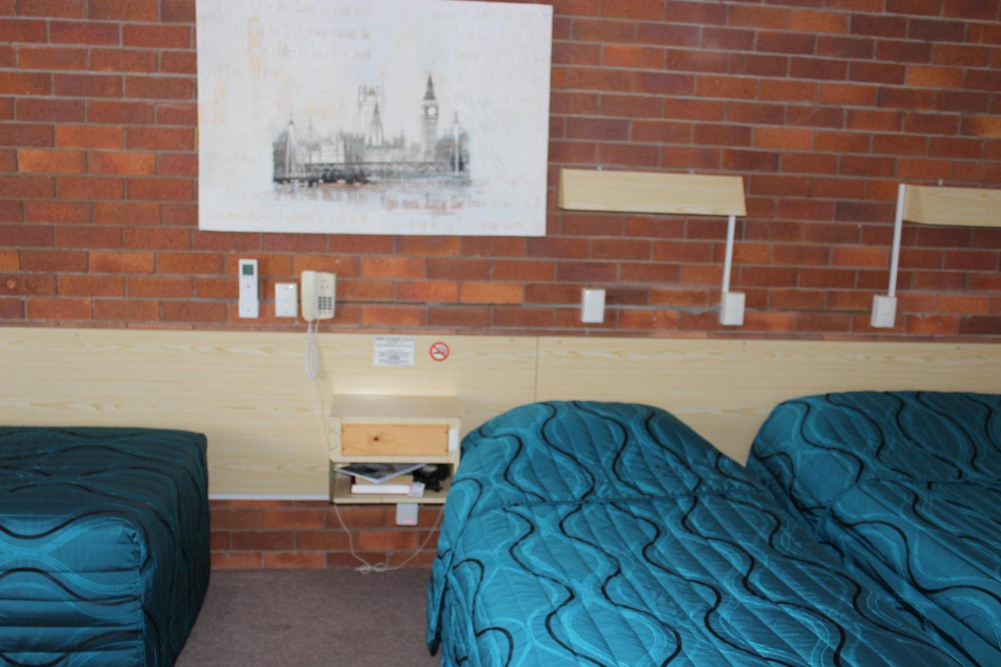 Glen Innes Lodge Motel Habitación foto